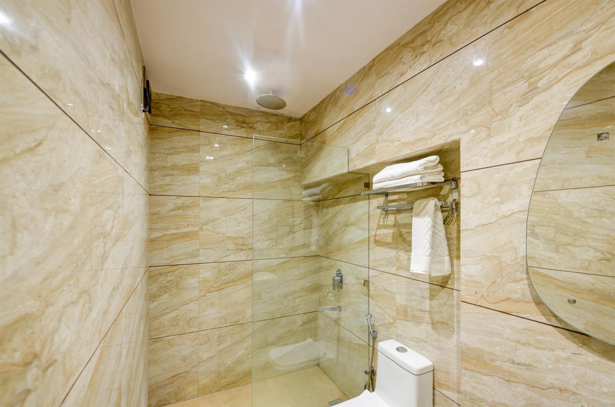 The Pearl Plaza Hotel In City Centre - Near New Delhi Railway Station المظهر الخارجي الصورة