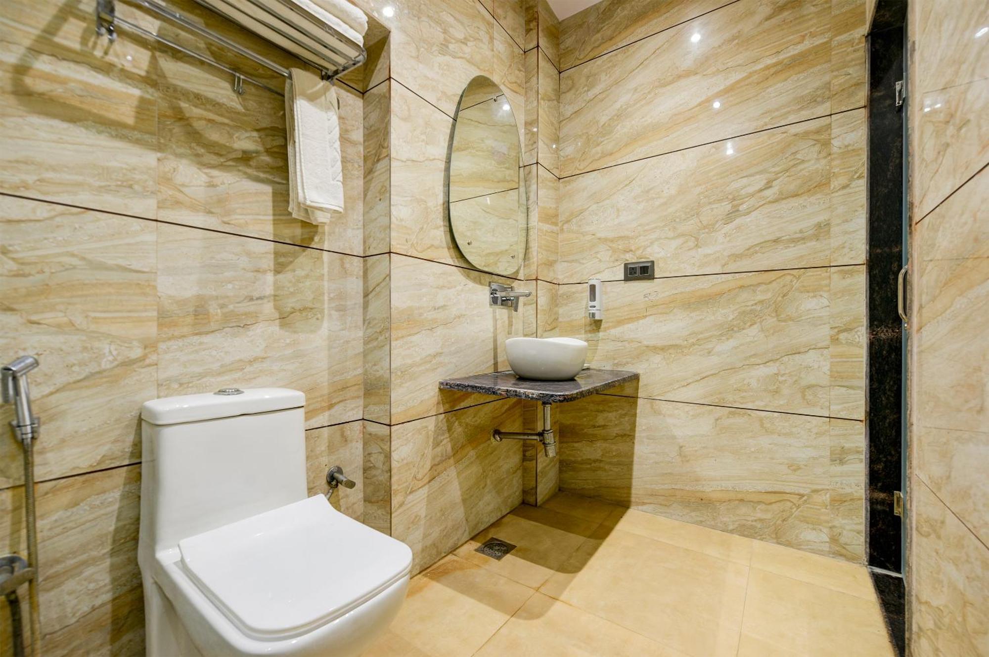 The Pearl Plaza Hotel In City Centre - Near New Delhi Railway Station المظهر الخارجي الصورة