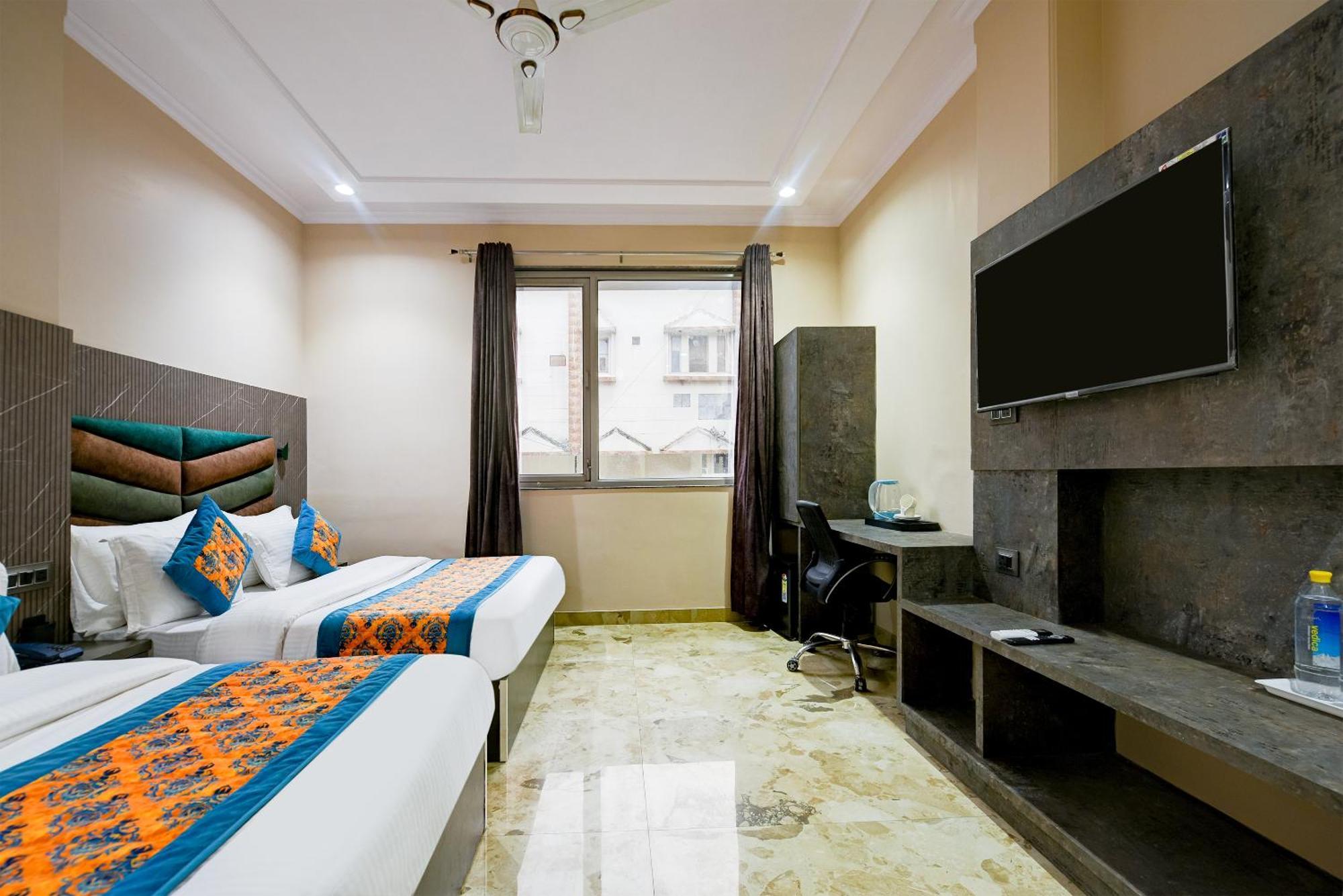 The Pearl Plaza Hotel In City Centre - Near New Delhi Railway Station المظهر الخارجي الصورة
